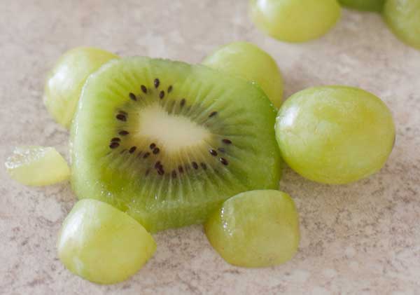 Health Benefits For Turtles Eating Kiwi